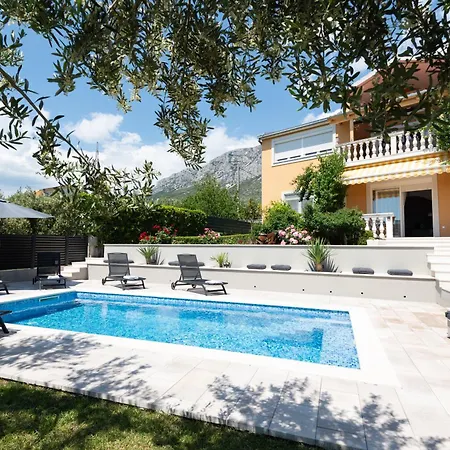 Mary - With Private Pool & Garden Kaštela